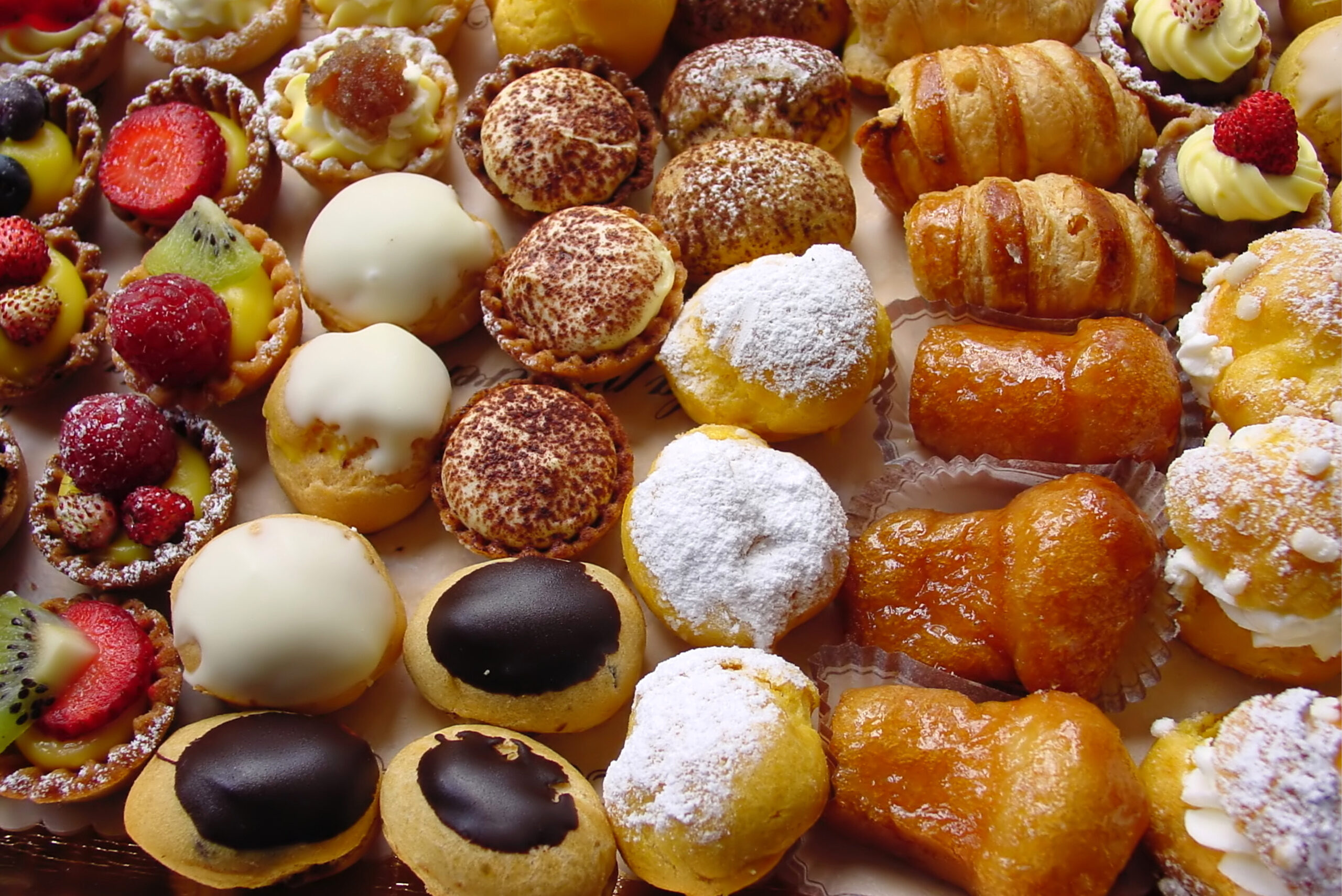 Cakes flow wrapped packaged Redpack Packaging machinery Cakes flow wrapped packaged Redpack Packaging machinery